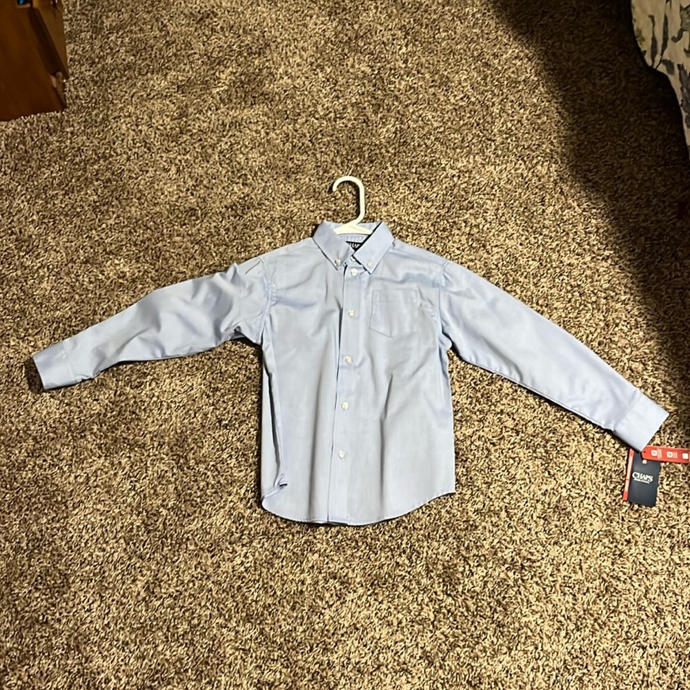 NEW with TAG = Chaps long sleeve button down  
Size 7